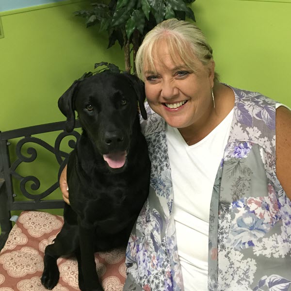 bark-avenue-daycamp-franchise-michelle bark-avenue-daycamp-franchise-michelle