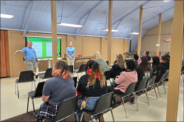 learning-laughing-and-enriching-our-doggie-daycare-teams-trip-to-cosley-zoo-2